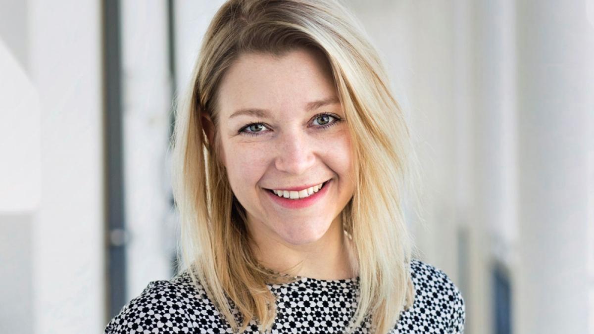Stephanie&nbsp;Baczyk kommentiert seit 2019 Bundesligaspiele f&uuml;r die ARD "Sportschau". (Foto)
