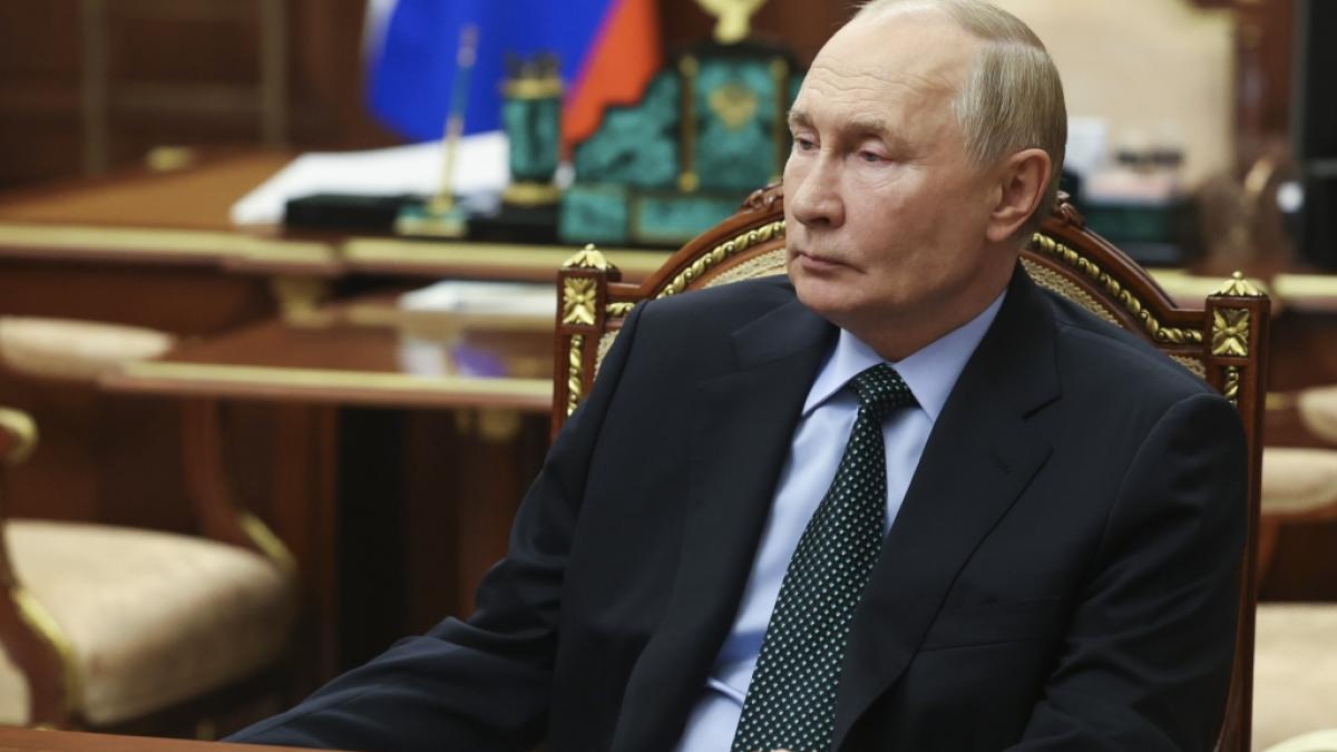 Wenn es nach der russischen Hellseherin Kazhetta Akhmetzhanova geht, k&ouml;nnte Wladimir Putins Ukraine-Krieg schon in naher Zukunft enden. (Foto)