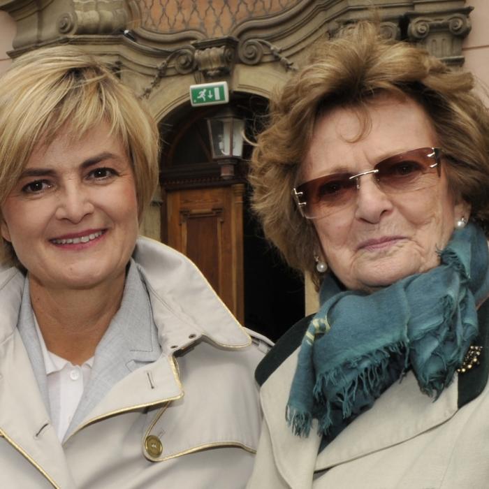 Deutsche Royals in Trauer! Gräfin mit 91 Jahren gestorben