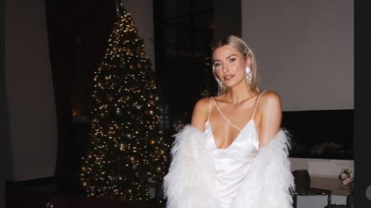 Ein Traum in Wei&szlig;: Lena Gercke bei der Weihnachtsfeier ihres eigenen Mode-Labels in Berlin. (Foto)