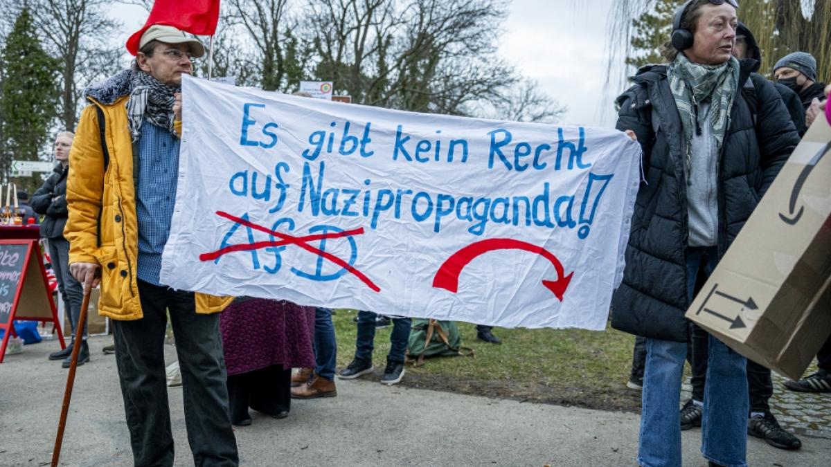 Deutschland bleibt auch im Juli 2024 laut gegen Menschenhass, rechte Hetze und die AfD. (Foto)