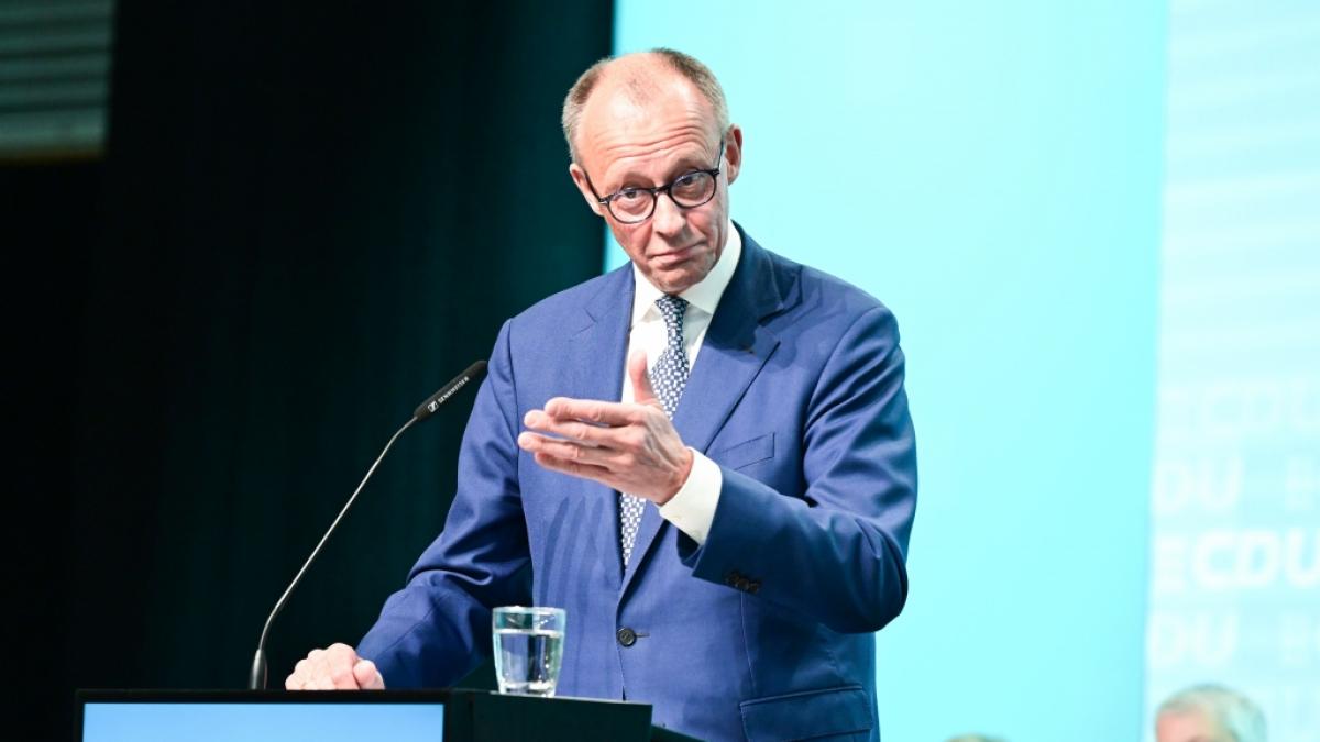 Bundeskanzler Friedrich Merz darf sich &uuml;ber bessere Umfragewerte f&uuml;r die Union freuen. (Foto)