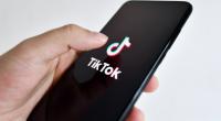 Nicht selten geraten Kinder und Jugendliche wegen TikTok-Challenges in Lebensgefahr.