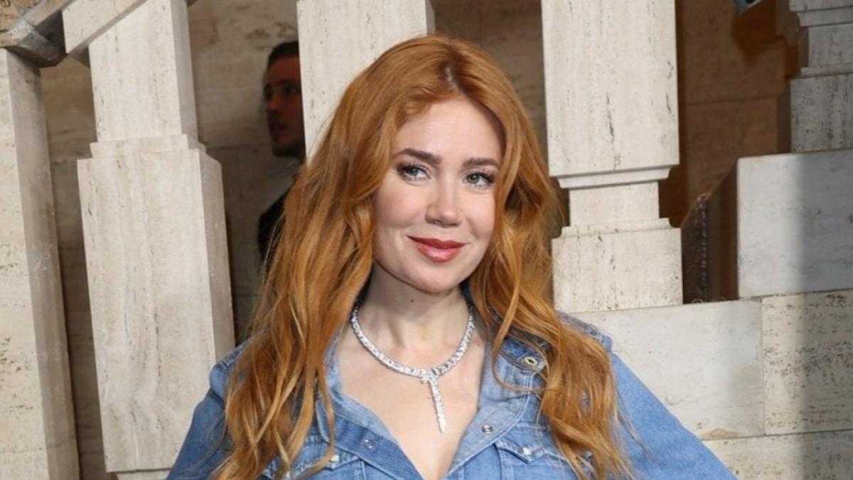 Palina Rojinski &uuml;berrascht ihre Fans bei Instagram mit einem Spiegel-Selfie im Badeanzug. (Foto)