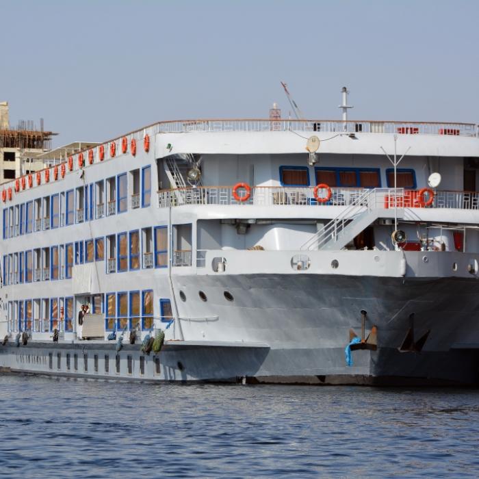 Kreuzfahrtschiffe nahe Luxor kollidiert - Frau (47) tot