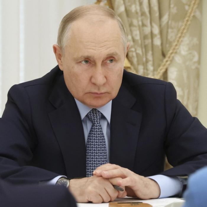 Lieber AIDS als Krieg! Russische Häftlinge infizieren sich freiwillig mit HIV