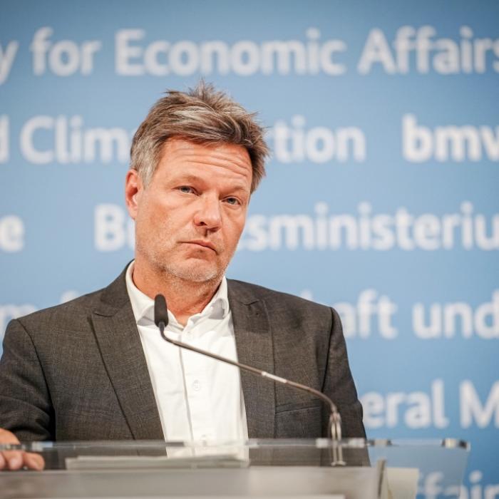 Anschlag auf den Grünen-Minister? Verdächtiger Brief löst Alarm aus