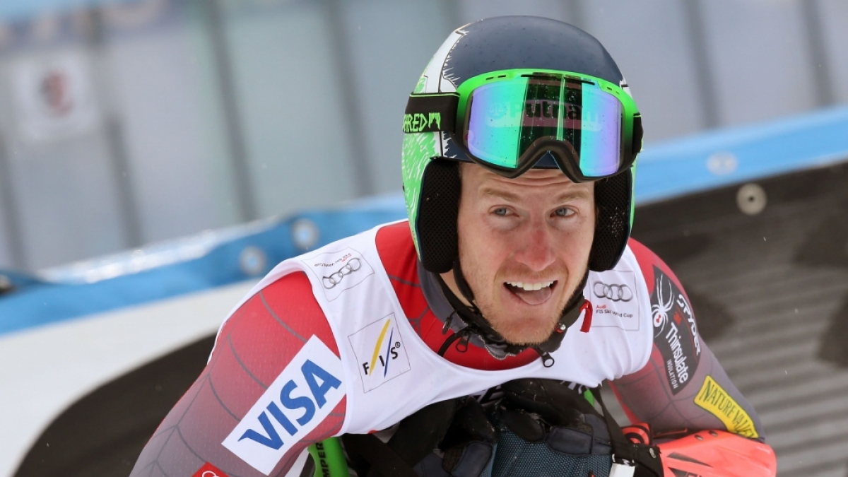 Ted Ligety ist ein US-amerikanischer Skirennläufer. Im Riesenslalom wurde er dreimal Weltmeister und einmal Olympiasieger. Im Super-G und in der Kombination kann er je einen Olympiasieg und eine olympische Goldmedaille verbuchen. (Foto)