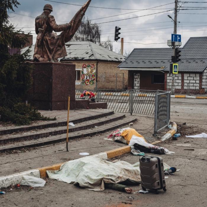 Bunkern Putins Soldaten Leichen für Terror-Propaganda?