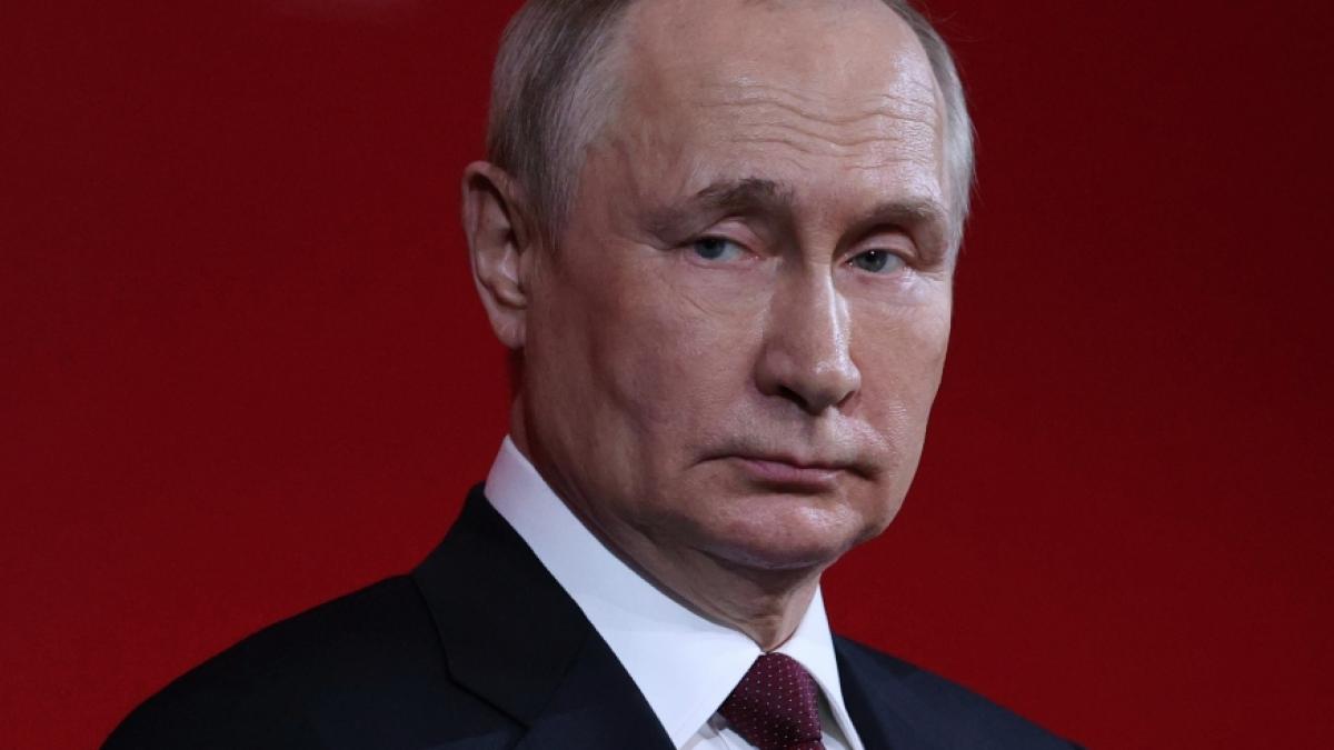Wladimir Putin soll angeblich eine Treppe hinuntergest&uuml;rzt sein. (Foto)