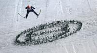 Die Vierschanzentournee 2023/24 bietet Wintersportfans zum Jahreswechsel packende Skisprung-Action.
