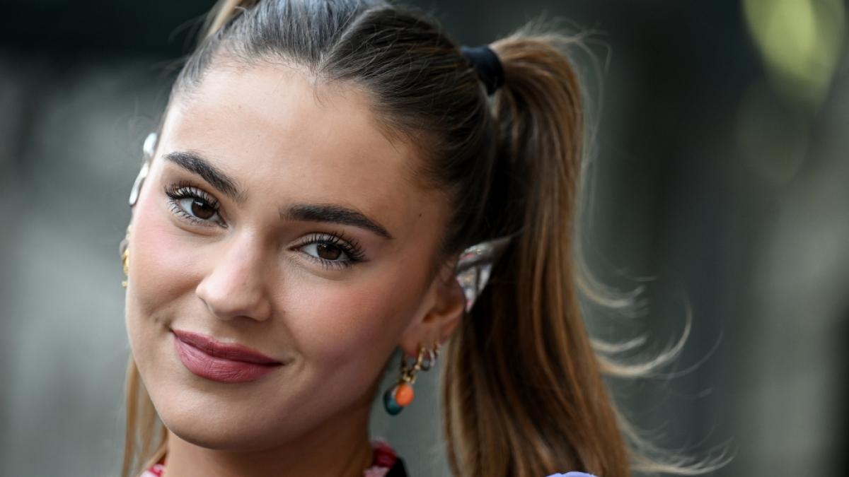 Auf neuen Bikini-Fotos ist Stefanie Giesinger mit grau-blond gef&auml;rbten Augenbrauen zu sehen. (Foto)