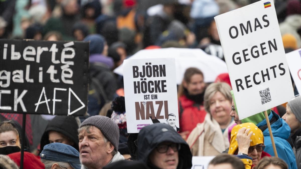 Auch im Mai 2024 regt sich &uuml;berall in Deutschland Widerstand gegen den Rechtsruck und die menschenverachtende Politik der AfD, wenn zahlreiche Demonstrationen und Kundgebungen stattfinden. (Foto)