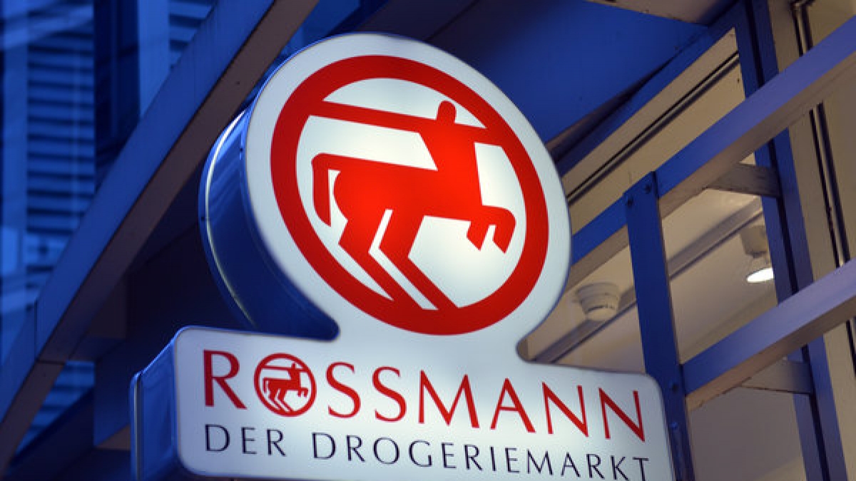 Das Drogerieunternehmen Rossmann muss sich aktuell schwere Vorw&uuml;rfe gefallen lassen. (Foto)