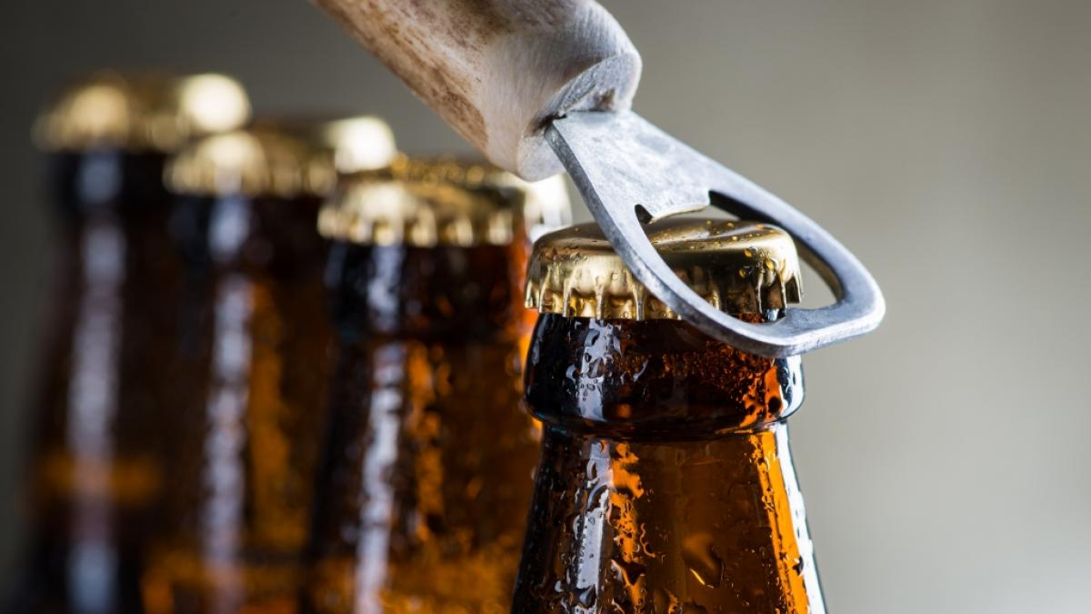 Eine Brauerei ruft derzeit Bier wegen m&ouml;glicher mikrobiologischer Kontamination zur&uuml;ck. (Foto)