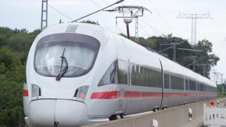 Quer durchs Land Rentner foppt Deutsche Bahn mit