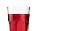 Stiftung Warentest wollte wissen, wie gesund rote Fruchtsäfte wirklich sind.