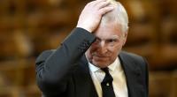 Andrew Mountbatten-Windsor kommt aus den Schlagzeilen nicht heraus - diesmal sorgen mysteriöse Flecken im Gesicht des Ex-Prinzen für Wirbel.