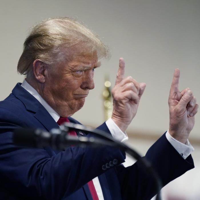 Ex-Präsident für tot erklärt! Meldung von Trump-Sohn irritiert Fans