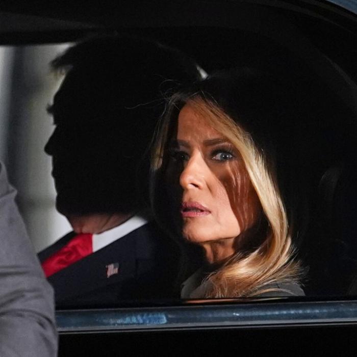 First Lady nicht mehr auffindbar nach unsanfter Bauchlandung