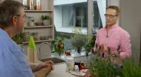 Mit gesunder Ernährung heilen: Dr. Matthias Riedl hilft Patienten auch im TV.