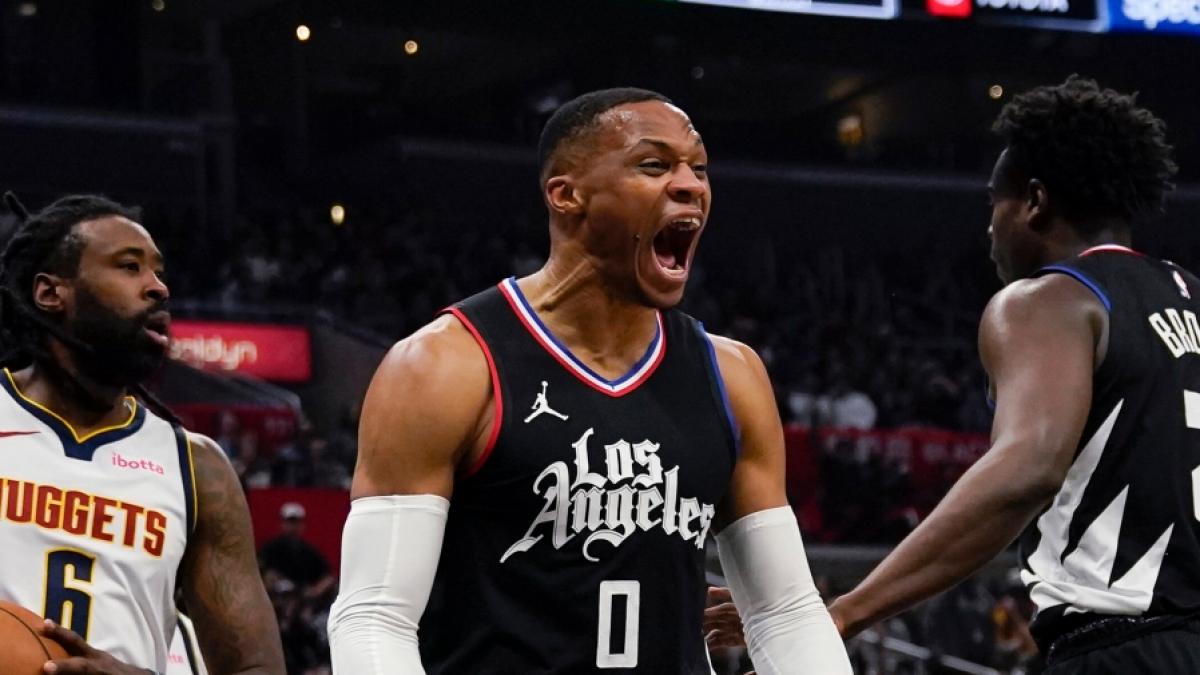 Russell Westbrook (m) von den Los Angeles Clippers feiert, am 06.12.2023. (Symbolbild) (Foto)