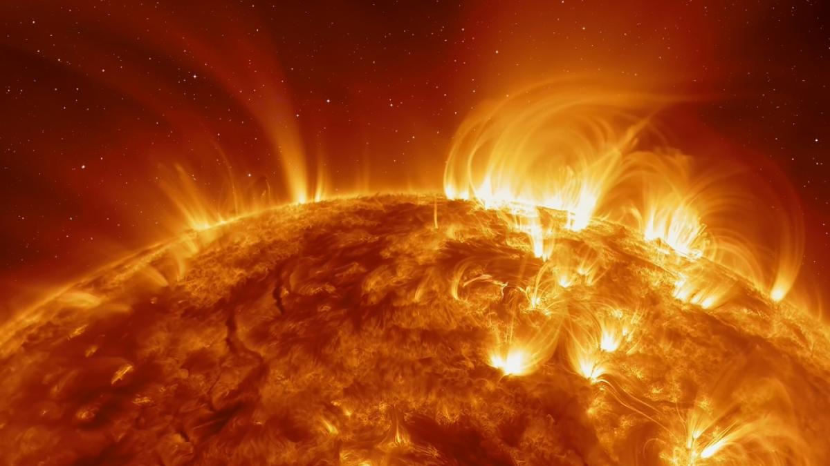 Ein gigantischer Sonnenfleck k&ouml;nnte verheerende Folgen f&uuml;r das Leben auf der Erde haben. (Foto)