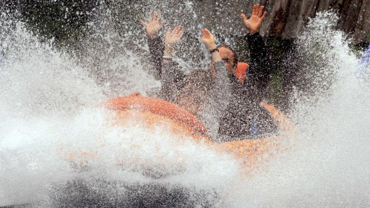 F&uuml;r vier Besucher des Allou-Freizeitparks in Griechenland endete die Fahrt mit der Wildwasserbahn im Krankenhaus (Symbolfoto). (Foto)