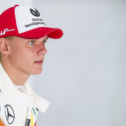 Verwechslungsgefahr! So ähnlich ist Mini-Schumi seinem Vater