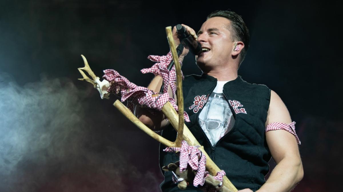 Volks Rock 'n' Roller Andreas Gabalier bei einem Live-Konzert. (Foto)