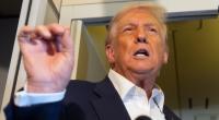 Donald Trump kennt kein Erbarmen: Wer ins Trumps Privatclub Mar-a-Lago eine Party feiert, muss damit rechnen, dass die Fete vom US-Präsidenten persönlich gecrasht wird.