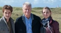 Mord mit Augenzwinkern: Oliver Wnuk (v.l.), Robert Atzorn und Julia Brendler ermitteln auf Sylt.