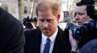 Prinz Harry ist überraschend in London aufgekreuzt - allerdings offiziellen Angaben zufolge nicht, um mit der Königsfamilie das Kriegsbeil zu begraben.