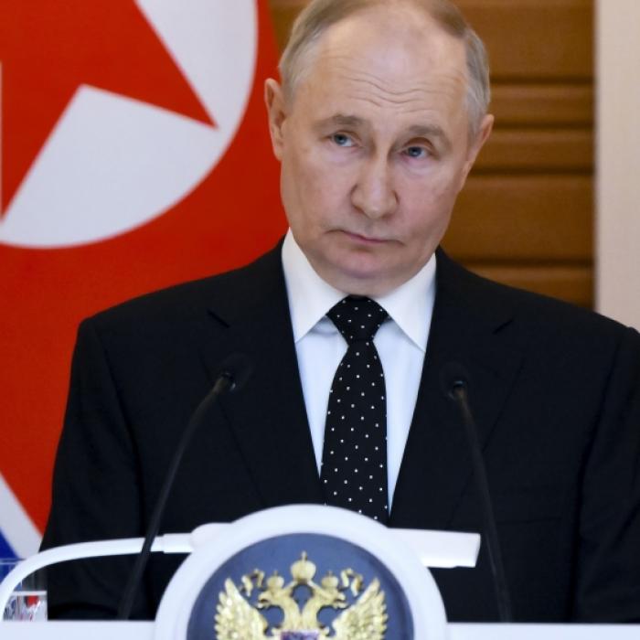 Komplette Putin-Kolonne ausgelöscht: Motorrad-Soldaten fliegen in die Luft