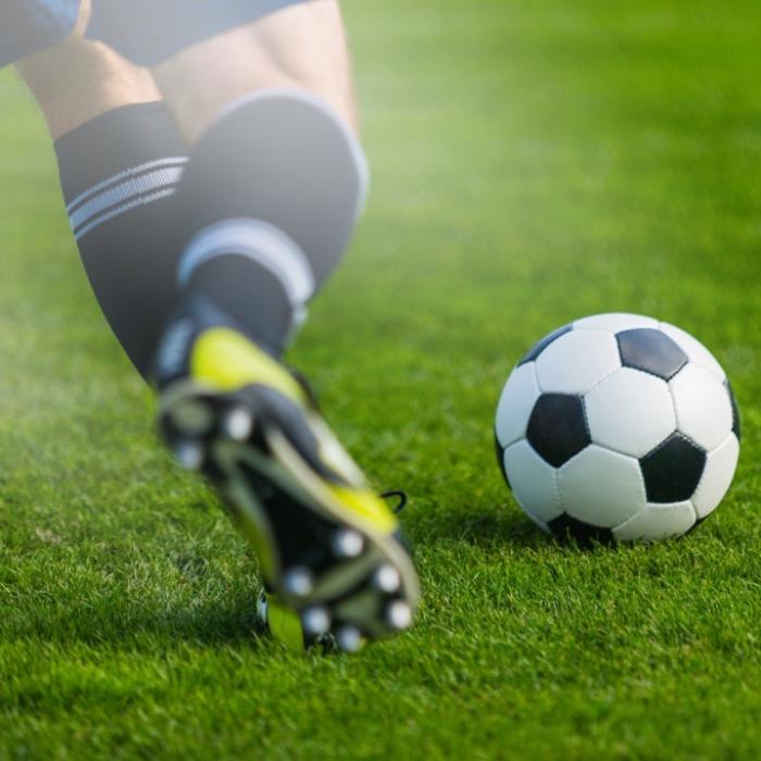 Schwuler Fußballcoach: Versteckspiele 