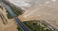 Die Luftaufnahme zeigt die eingestürzten Brücke über den Fluss Santa Lucia an der Straße von Cagliari nach Capoterra.