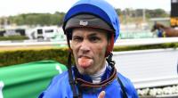 Der neuseeländische Jockey Michael Walker erlebte beim Pferderennen von Pakenham (Australien) einen Horror-Unfall.