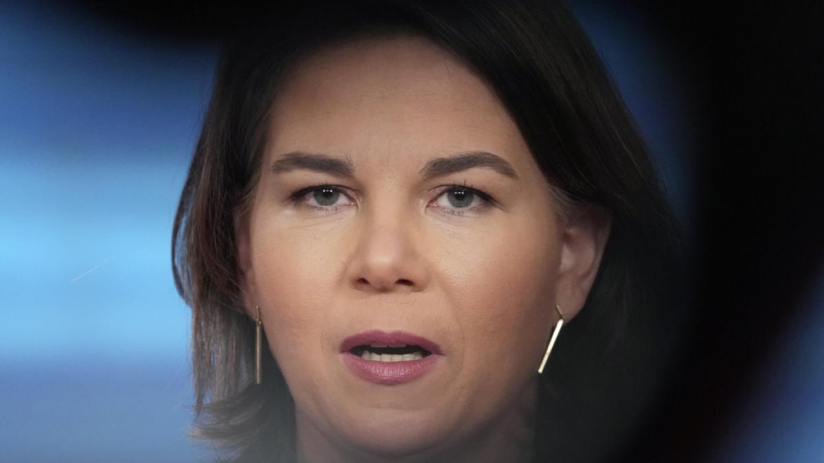 Annalena Baerbock reist nach Kiew und Moskau und sorgt schon vorher f&uuml;r Aufruhr im Netz. (Foto)