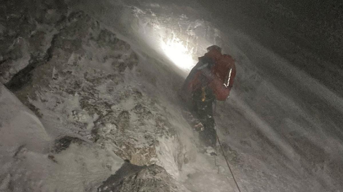 Rettungskr&auml;fte der Bergwacht in Ramsau bei Berchtesgaden suchen am Hochkalter nach einem vermissten Wanderer. (Foto)