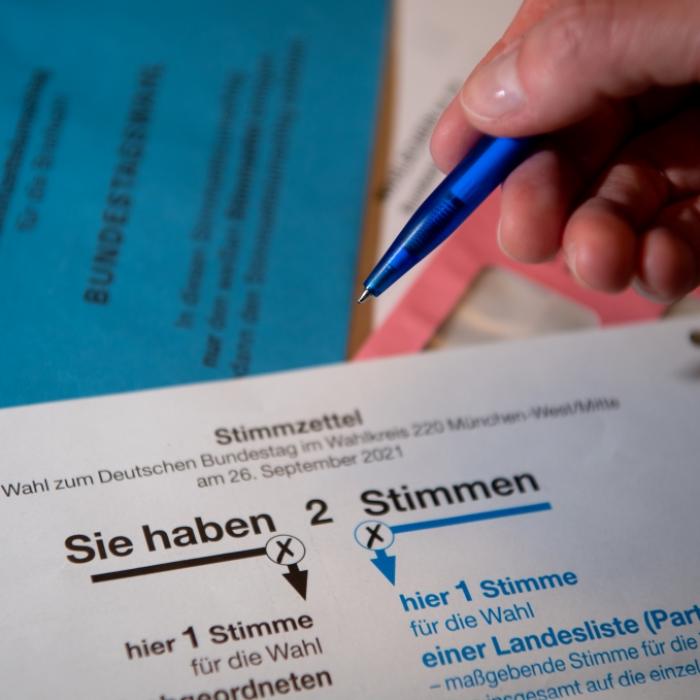 Antrag, Fristen, Abgabe-Termin! DAS müssen Sie bei der Wahl per Brief beachten