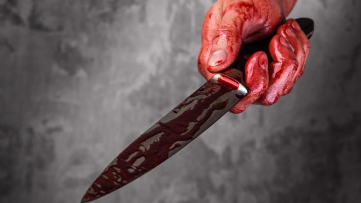 Ein 18-Jähriger hat seine Mutter getötet.