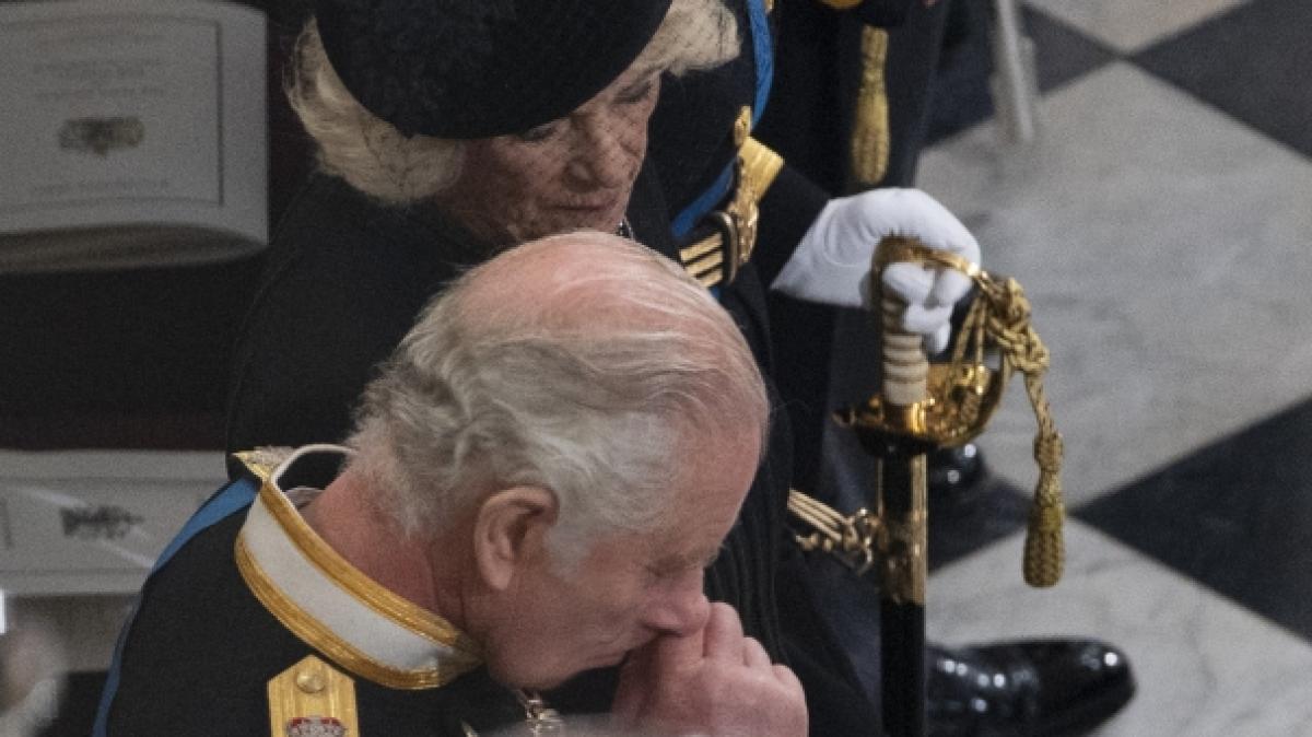 Gro&szlig;e Herausforderung f&uuml;r K&ouml;nig Charles III.: Neben dem Tod seiner Mutter Queen Elizabeth II. muss der Monarch auch seine neuen royalen Aufgaben meistern. (Foto)