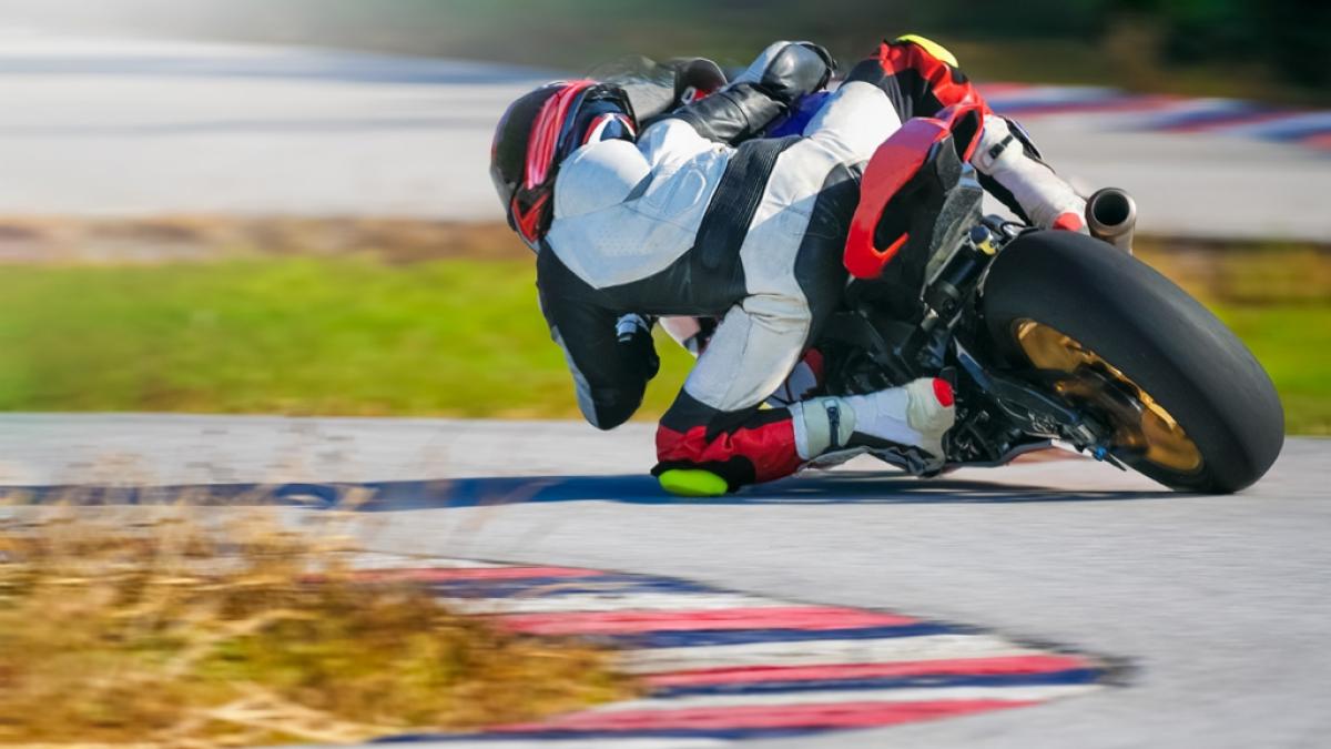 Motorsport-Star Victor Steeman ist drei tage nach einem Horror-Crash gestorben. (Symbolbild) (Foto)