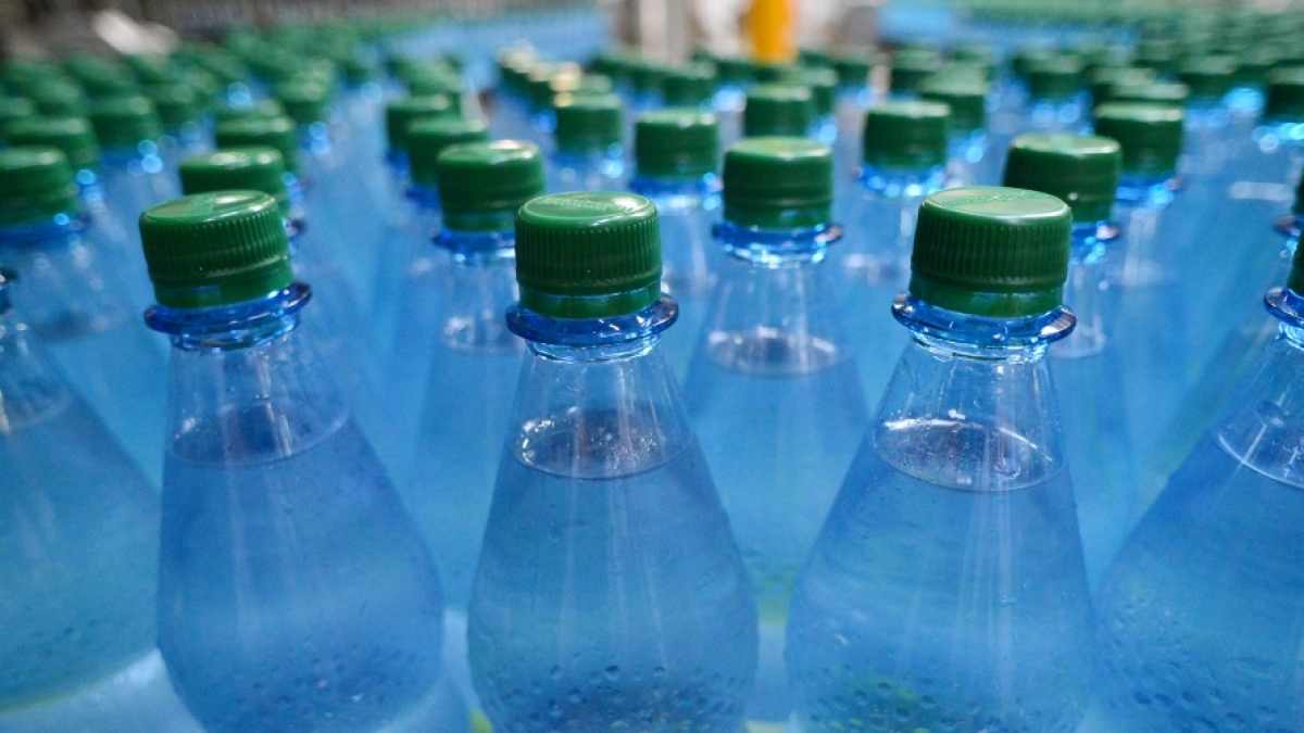 Mineralwasser im Check: Verunreinigungen durch Pestizide (Symbolbild). (Foto)