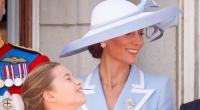 Prinzessin Charlotte, und Kate, die Prinzessin von Wales auf dem Balkon des Buckingham Palace in London.