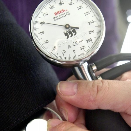 Blutdruck ist ab 140 zu 90 kritisch!