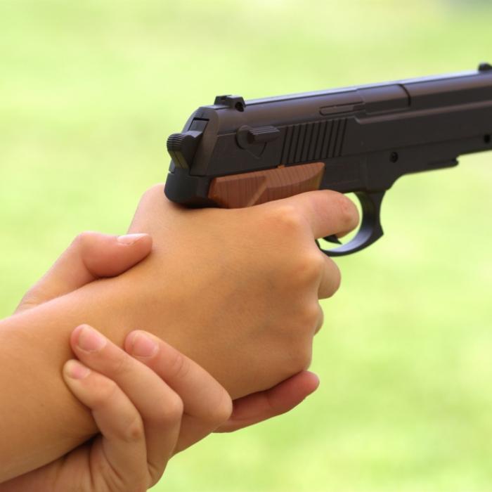 Junge (5) erschießt seinen eigenen Bruder (12)