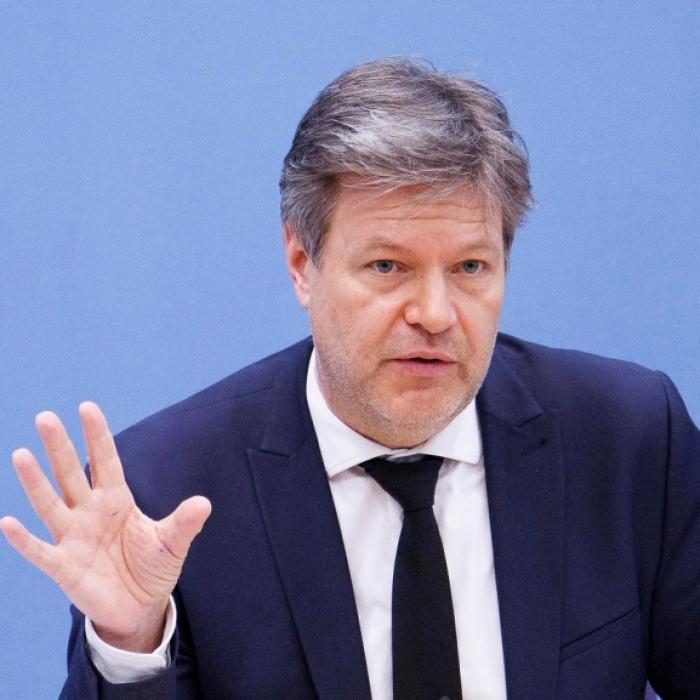 Habeck: Prämien für Arbeitslose bei Jobannahme