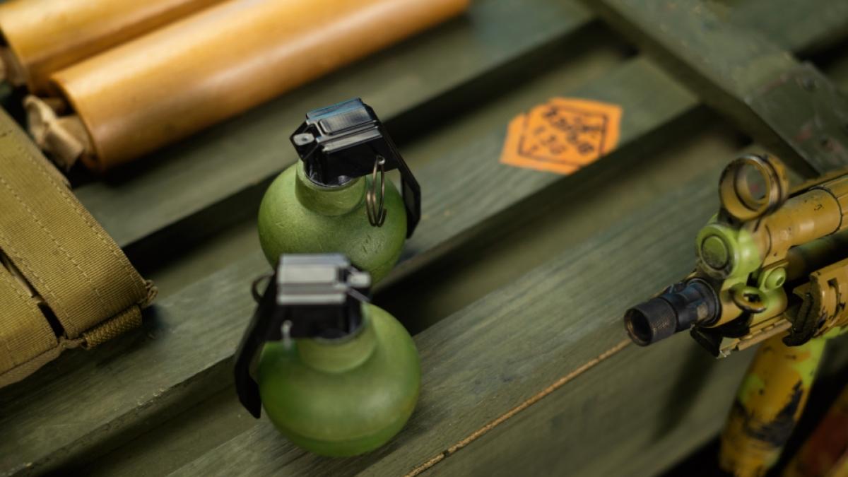 In Itzehoe wurden in einem Wohnhaus Waffen und Sprengstoff gefunden. (Symbolfoto) (Foto)