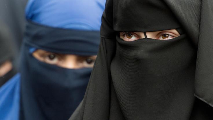 Die 18-jährige Nusrat Jahan aus Bangladesch wurde von insgesamt 16 Personen auf dem Dach ihrer Schule bei lebendigem Leib angezündet und verbrannte qualvoll (Synbolbild).